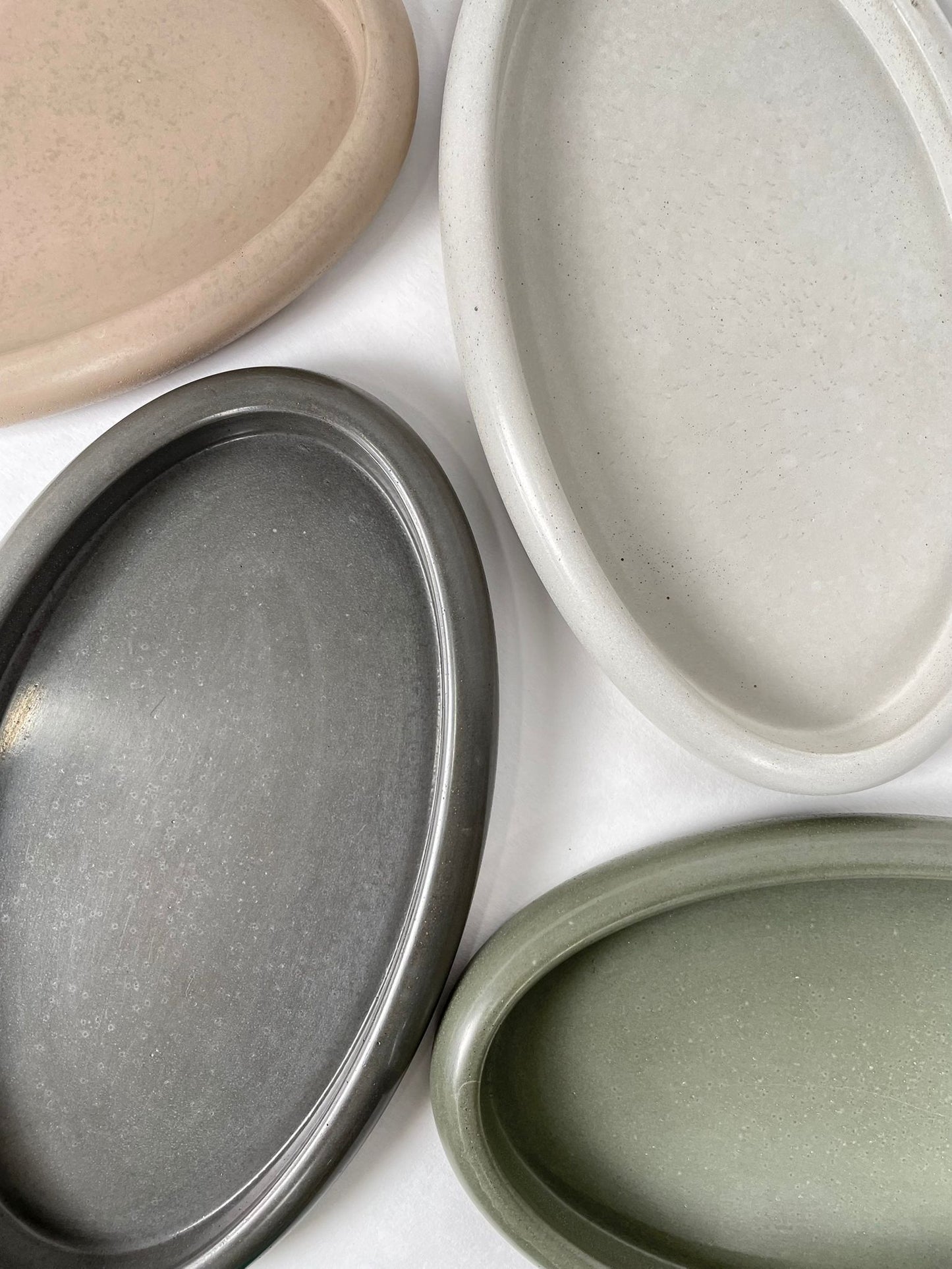 Rundad | Oval Concrete tray