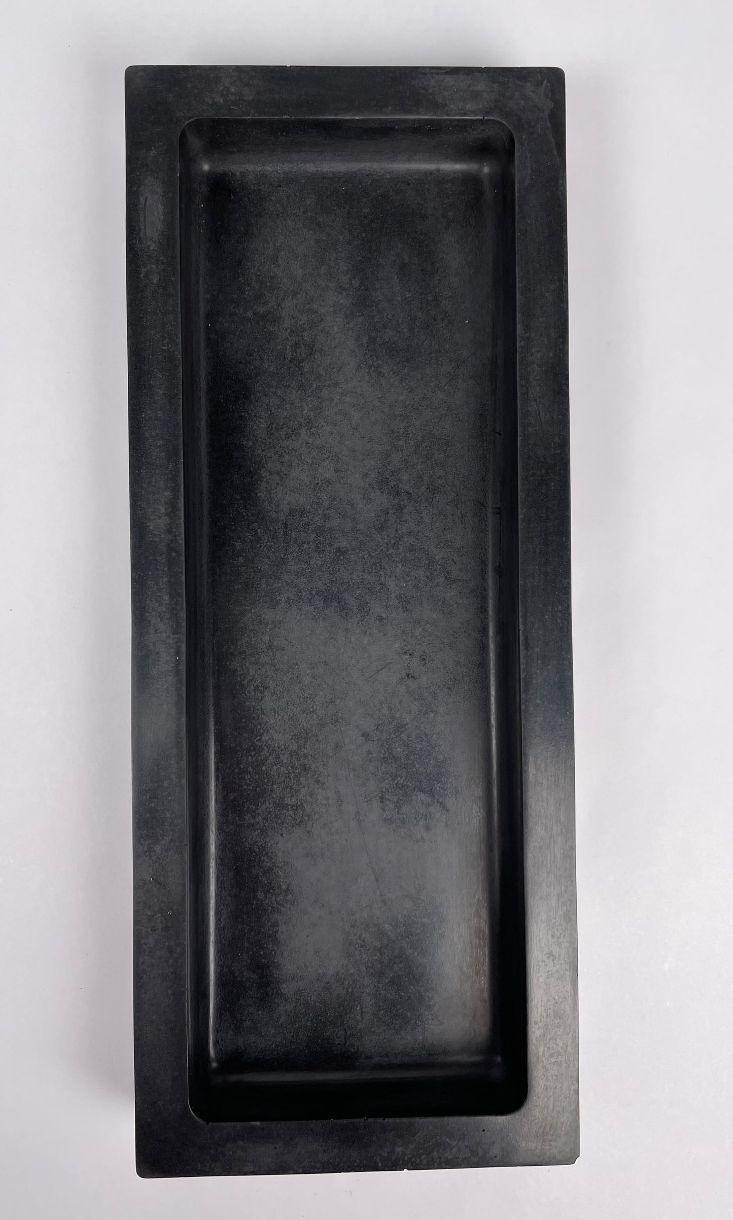 9.5” Rektangulär | Concrete Tray