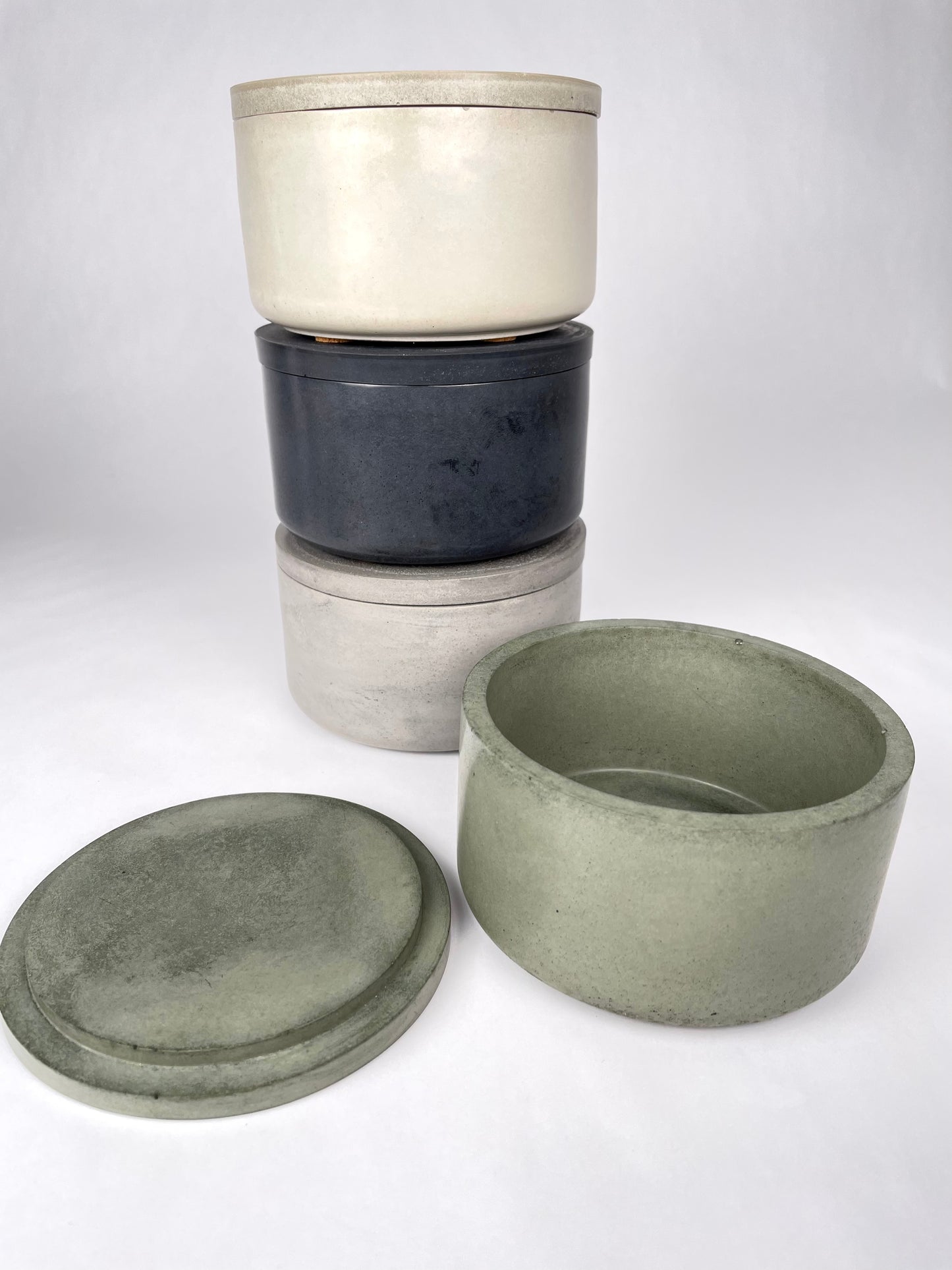 Stor Behållare | 4'' Concrete container with lid