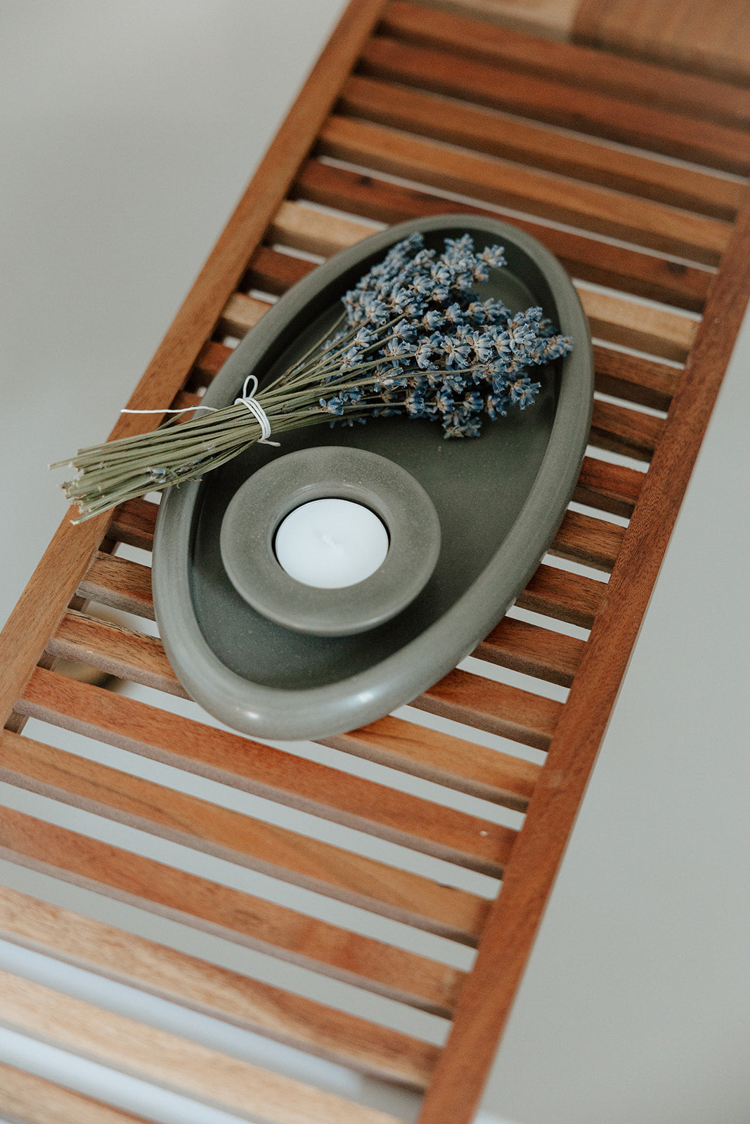 Stilla | Tea-light Candle Holder