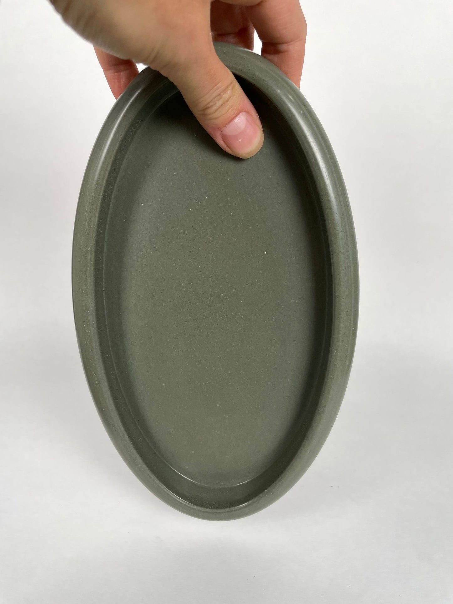 Rundad | Oval Concrete tray