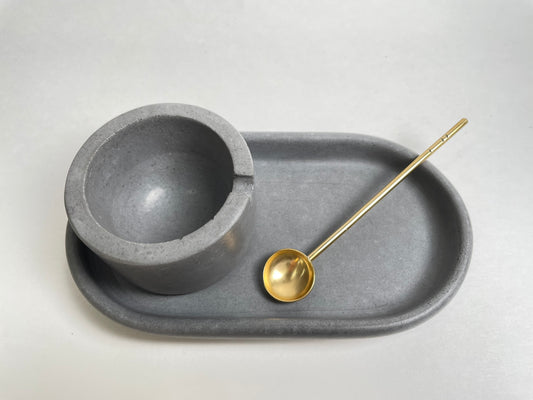 Kombination | Spice and condiment container with tray and spoon