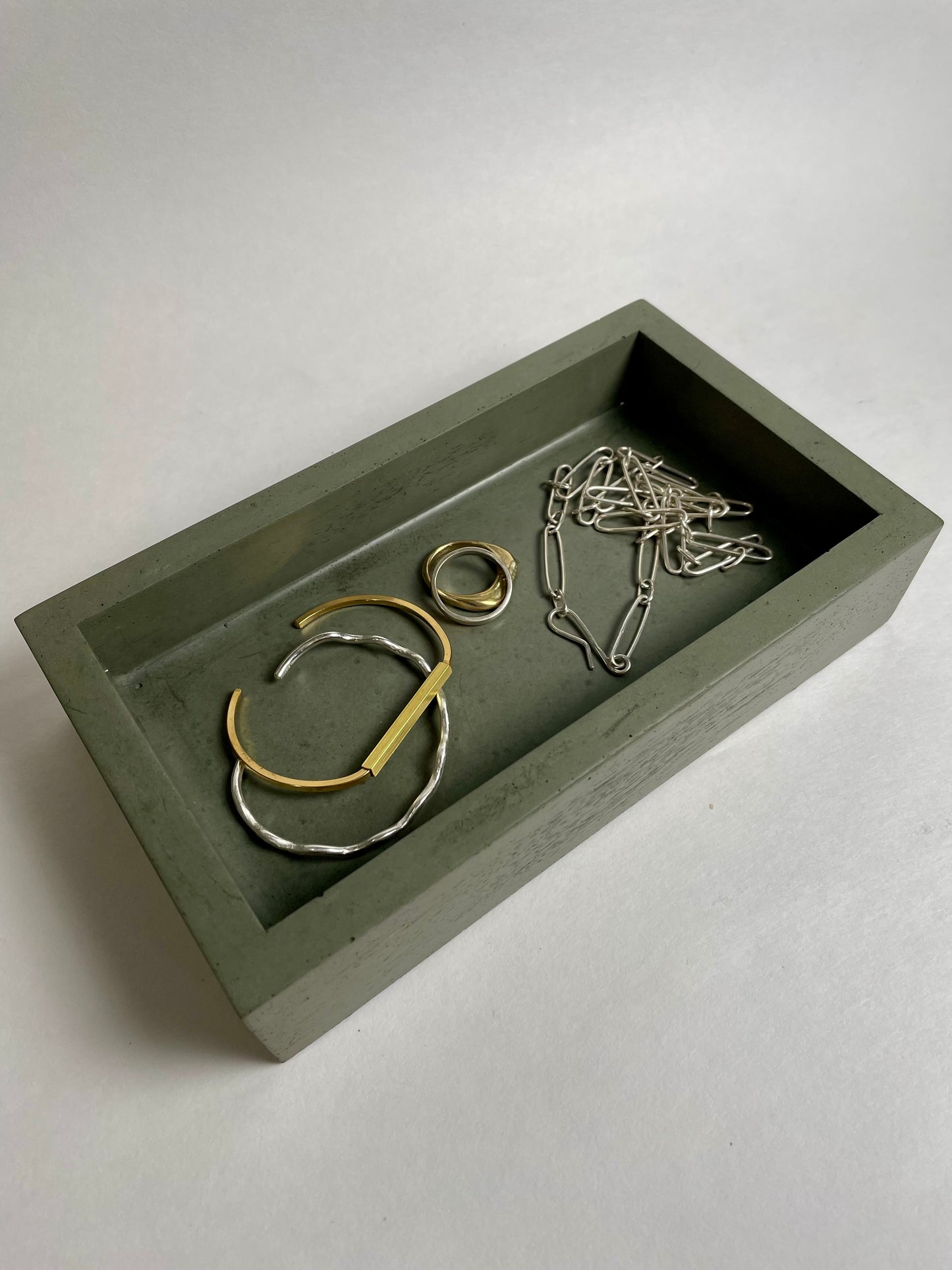 NEW Kanten I Concrete Container