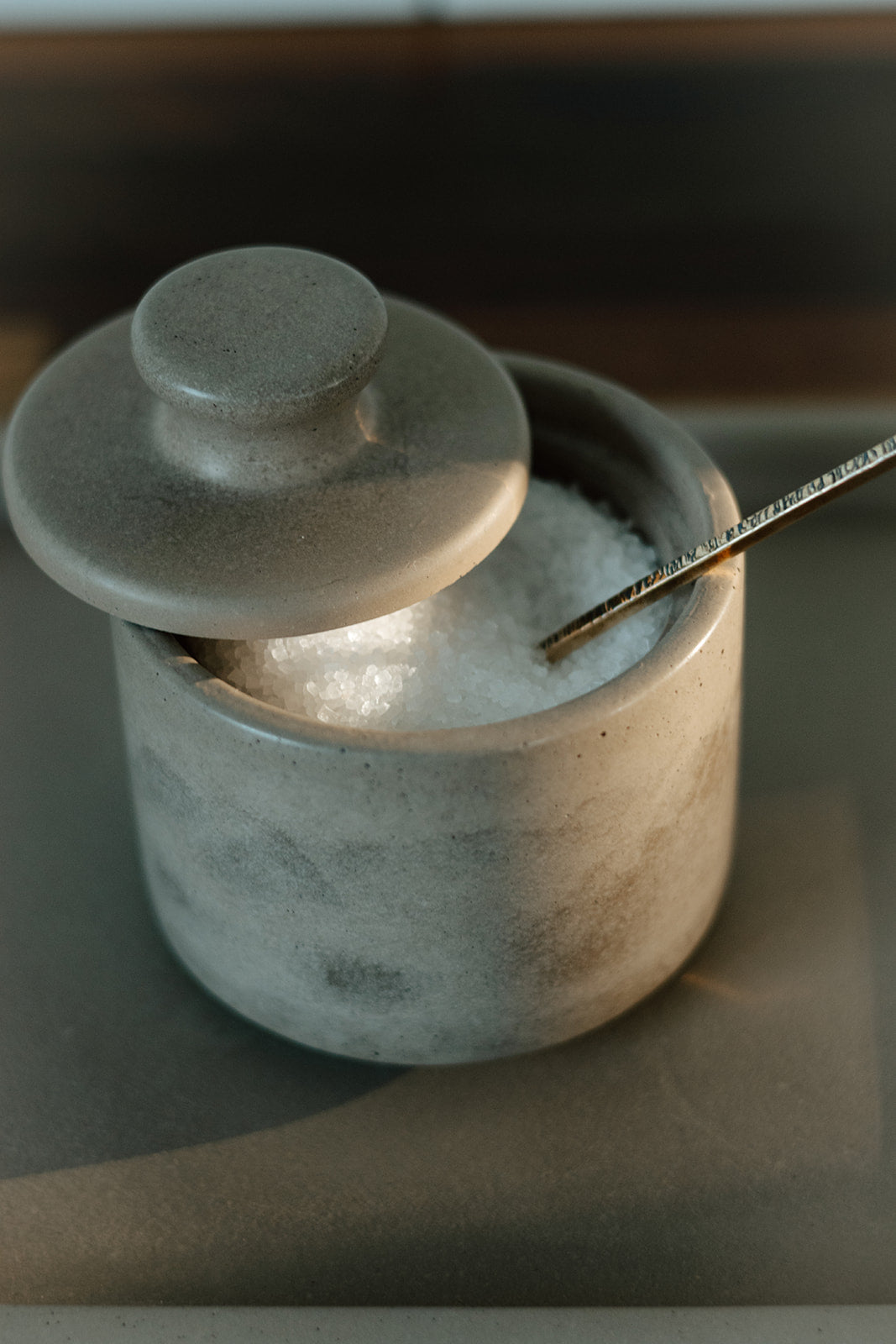 Bordssalt | 3" Concrete container with lid