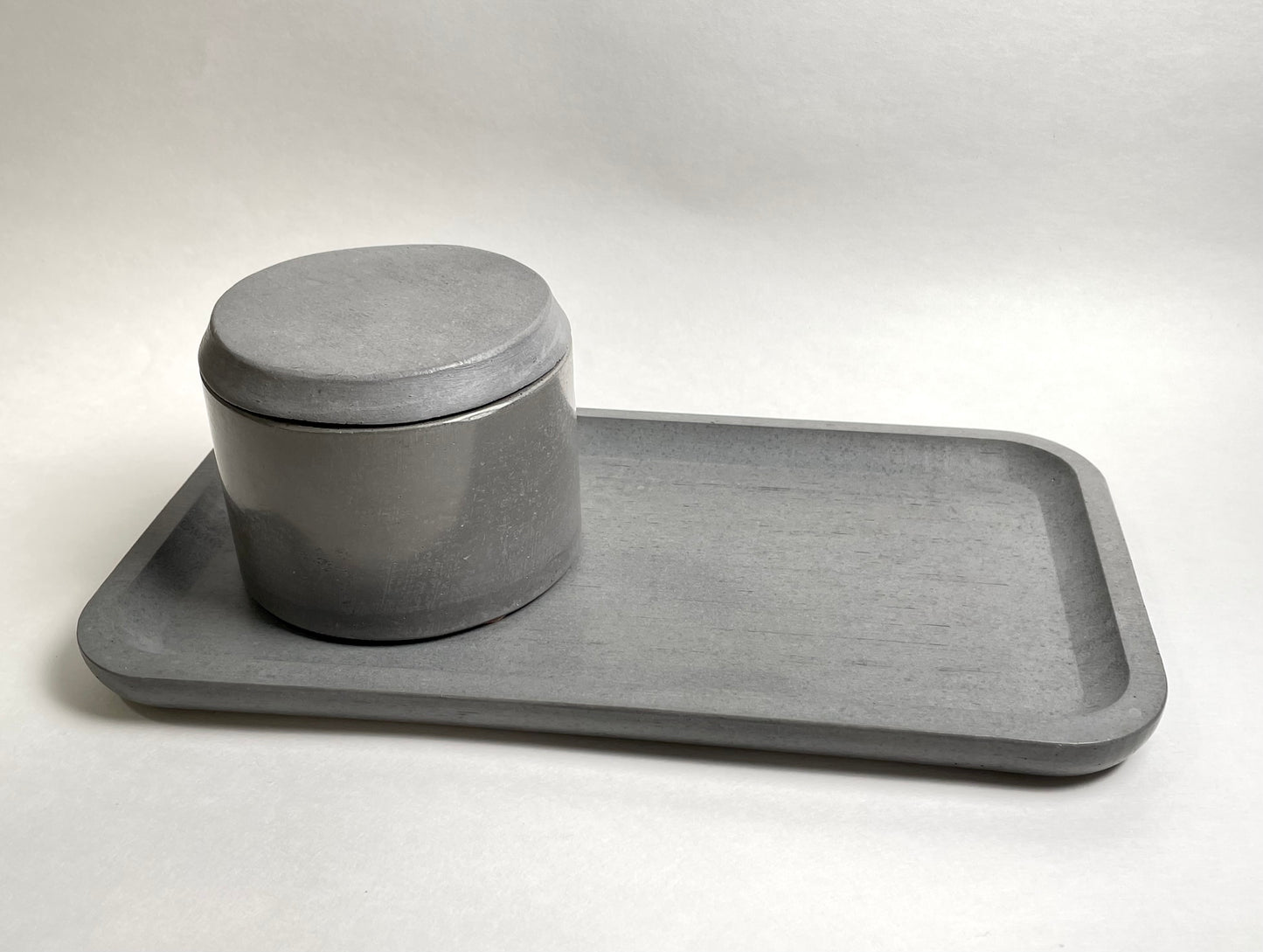 Servera | 11'' Concrete serving tray