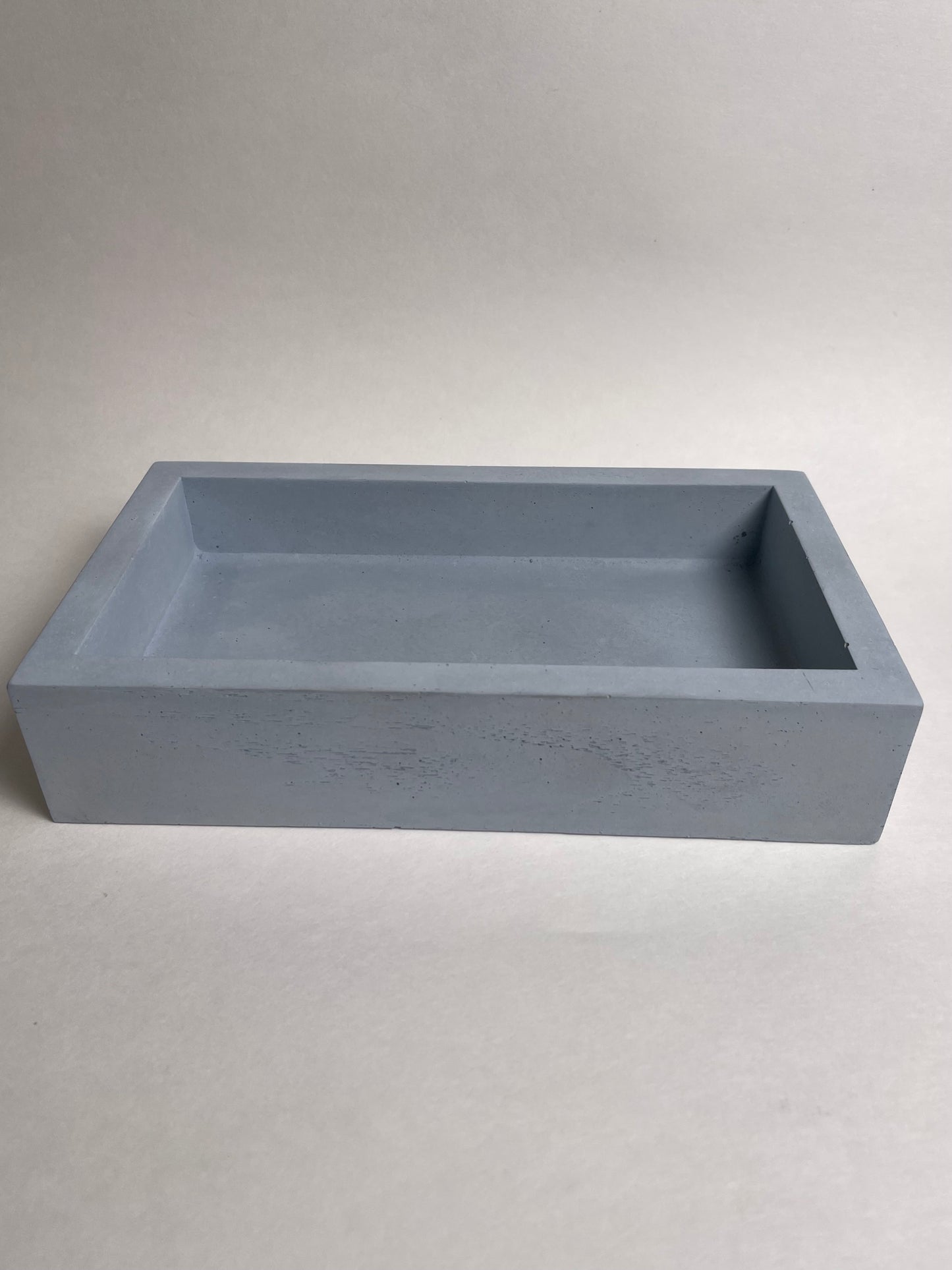 NEW Kanten I Concrete Container