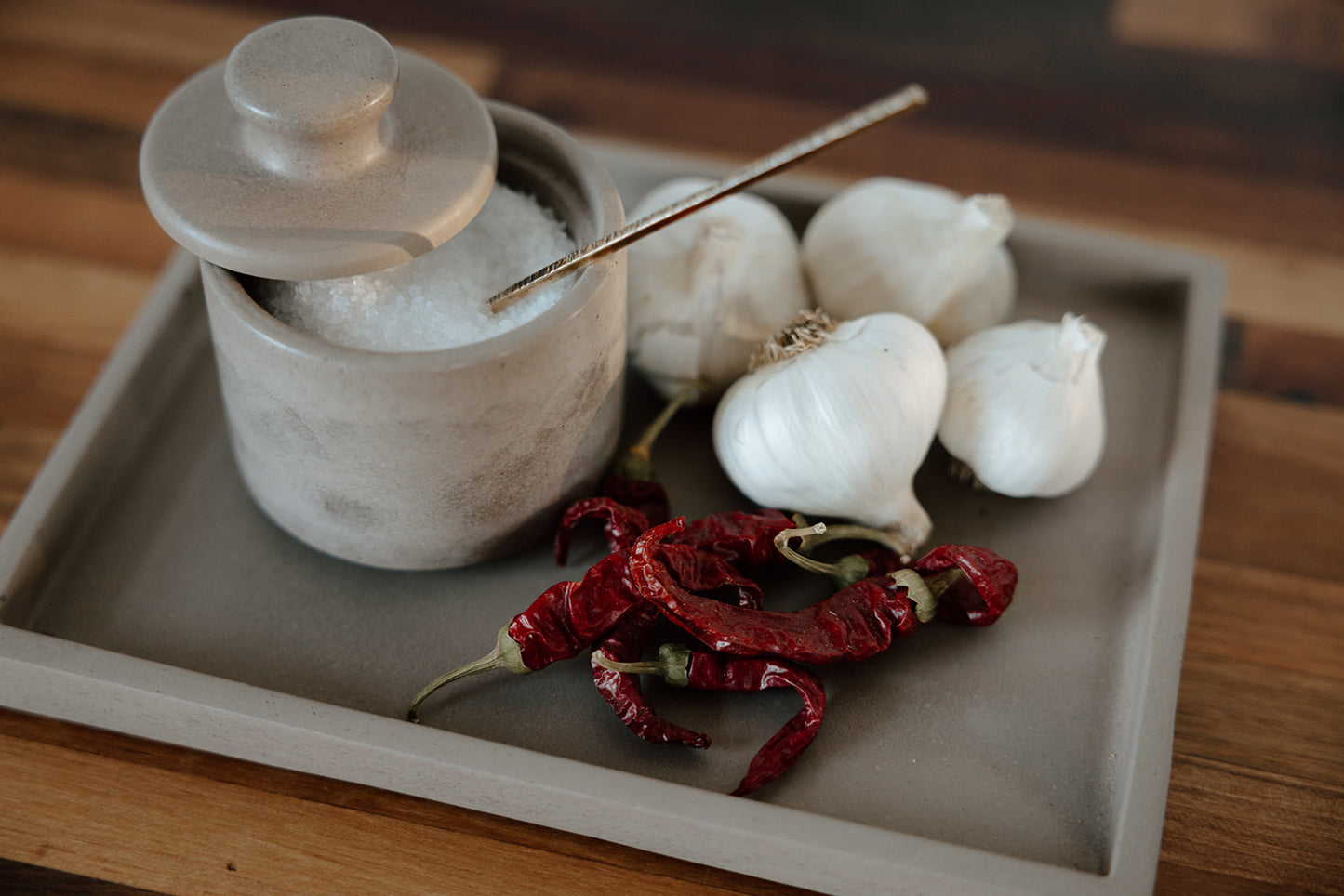 Bricka | 8.5" Concrete tray